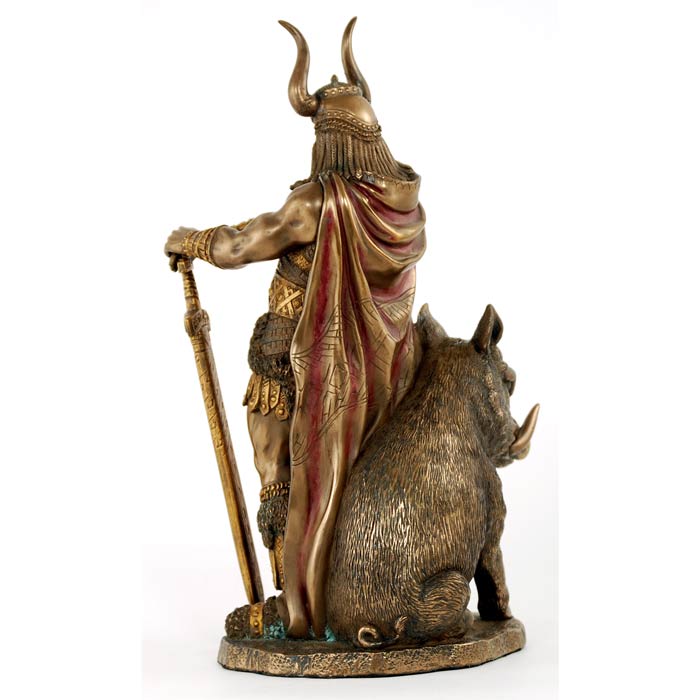 Freyr Statue - Click Image to Close