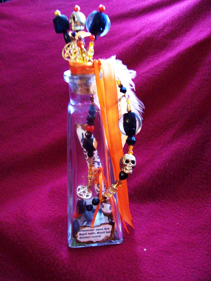 Majick of October Spell Bottle by Laurie Cabot - Click Image to Close